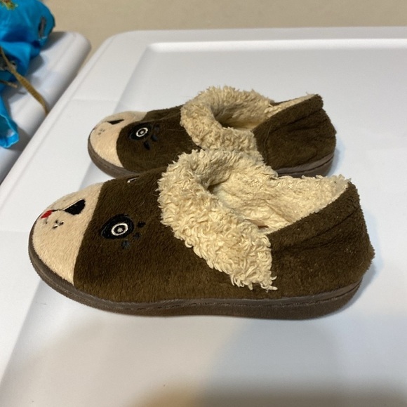 Wonder nation toddler slippers, 7–8 brown and tan puppy dog face - Picture 2 of 3